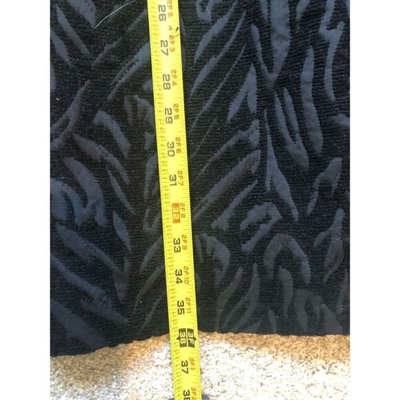 Dana Buchman Women’s Black Zebra Print Elegant Overcoat Size L - Picture 11 of 11